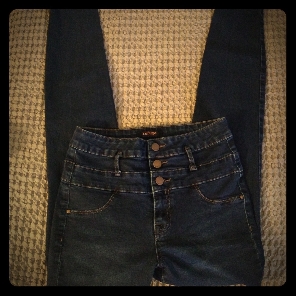 Refuge highwaisted stretchy dark blue skinny jeans